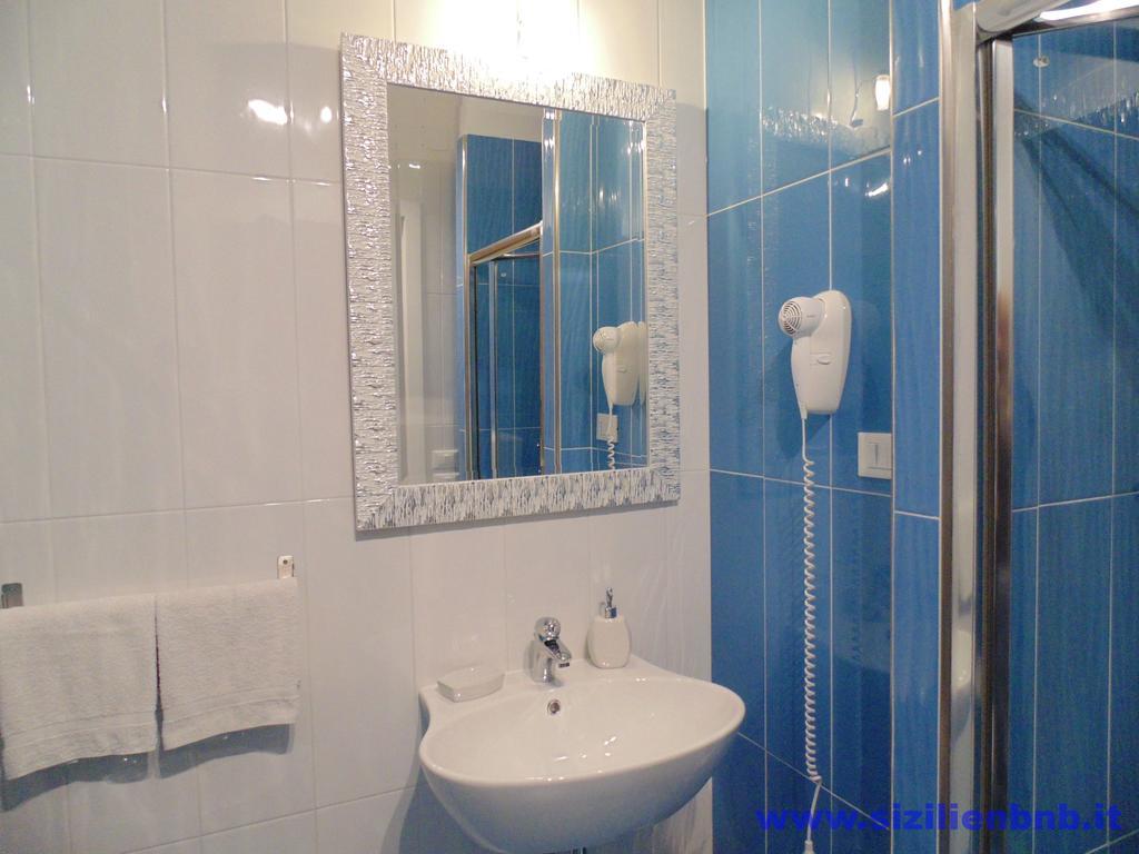 Sizilien Hotel Ragusa Bilik gambar